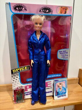 Vintage 1998 Spice Girls Baby Spice Concert Collection Doll w/ all accessorries